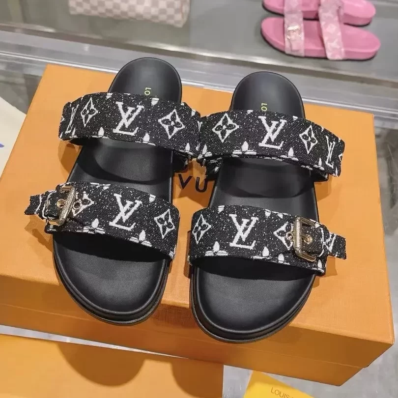 Replica-Black-Louis-Vuitton-Sandals-1