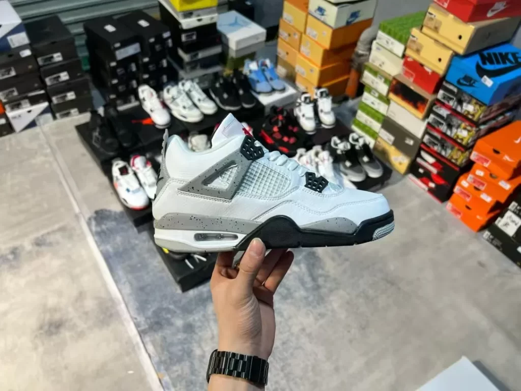 Reps Nike Air Jordan 4 Retro White Cement Grey Sneaker-2