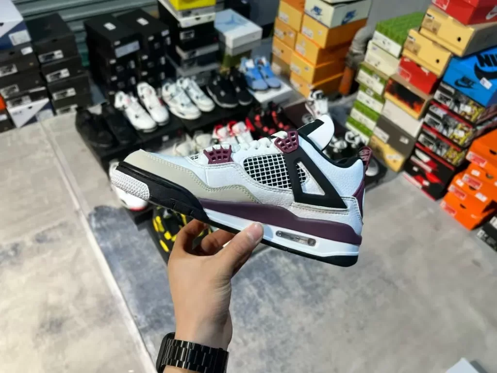 Replica Nike Air Jordan 4 Retro Paris Saint Germain Sneaker-4
