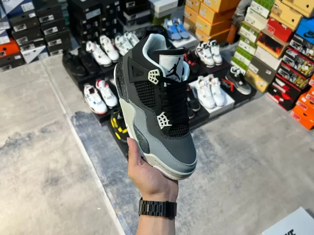 Premium Reps Nike Air Jordan 4 Retro Fear Men's Sneaker-1